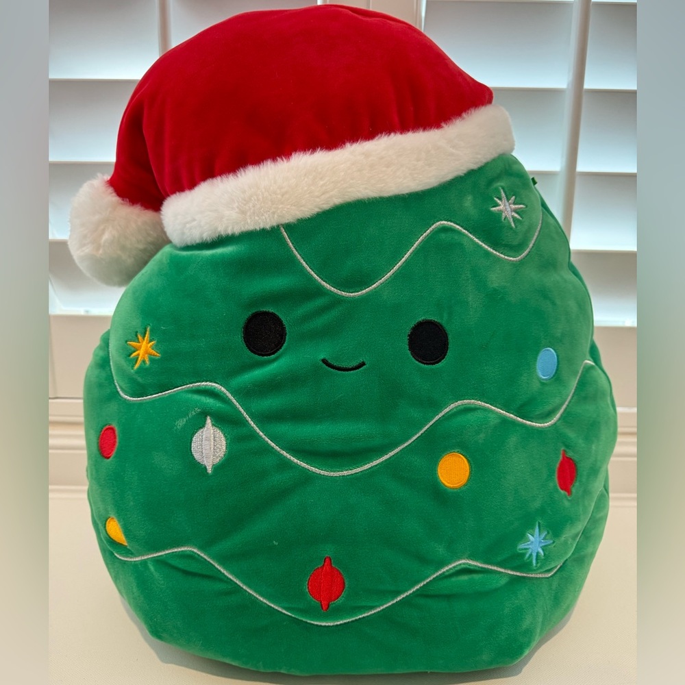 Excellent condition Christmas Tree Squishmallow 20” Carol Christmas Tree